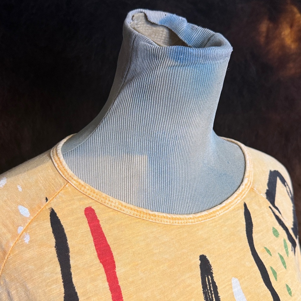 Abstract Print Yellow Long-Sleeve Women's Top L (5515) - Picture 3 of 5